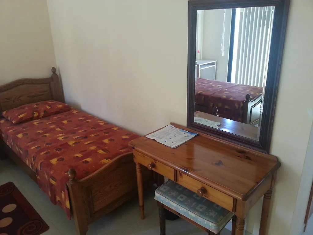 מרססקלה Akwador Guest House 3*,  מלטה