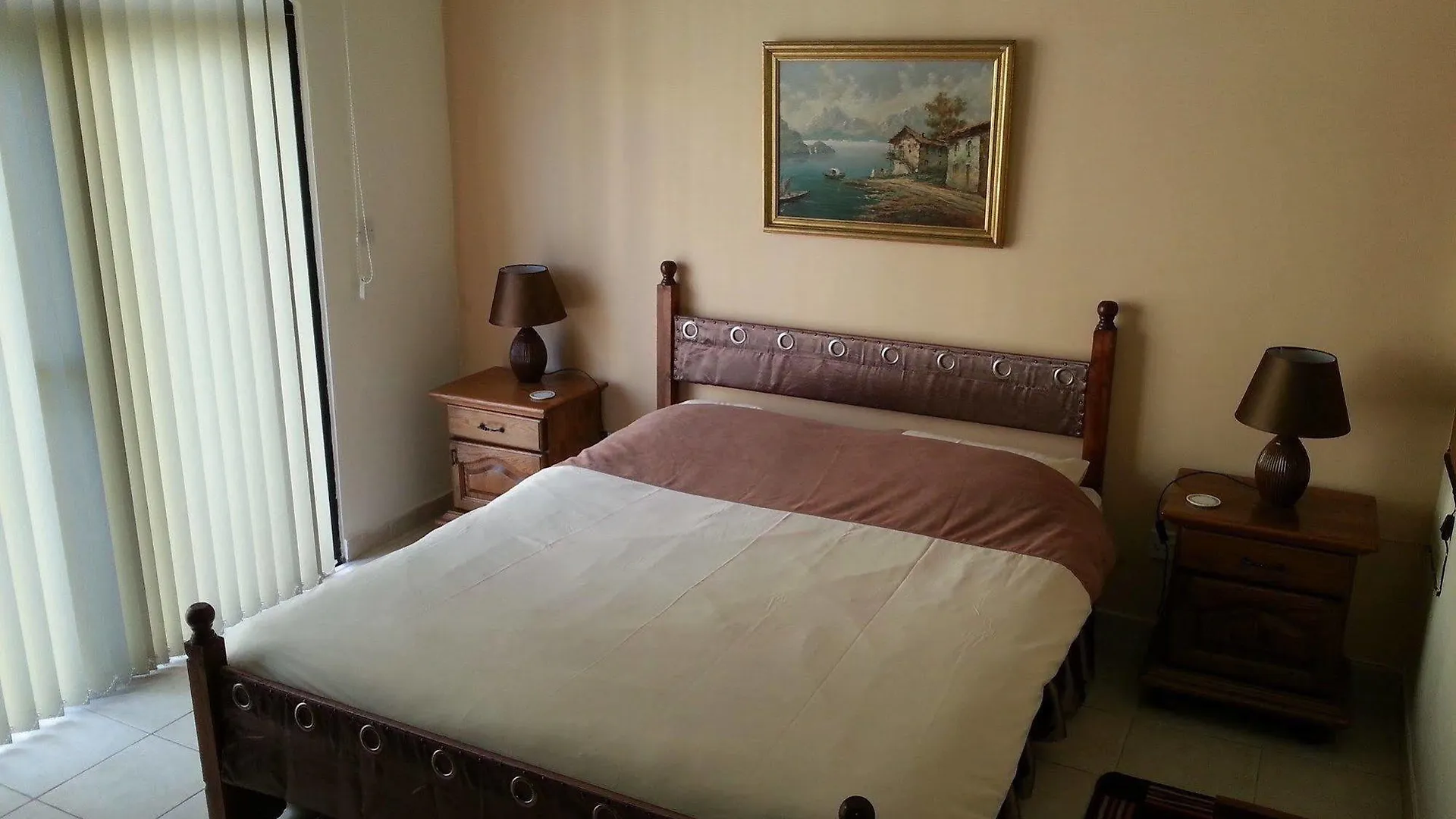 ***  מרססקלה Akwador Guest House מלטה